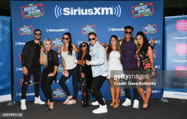 Jenny McCarthy, Mike 'The Situation' Sorrentino, Paul DelVecchio aka Pauly D, Nicole 'Snooki' Polizzi, Vinny Guadagnino, Jenni Farley aka JWoww,...