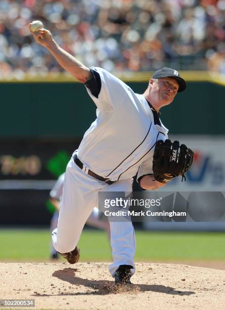 Jeremy Bonderman of the Detroit Tigers pitches against the Washington Nationals during the game at Comerica Park on June 17, 2010 in Detroit,...