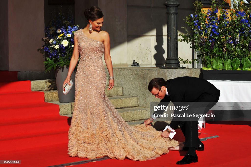 Crown Princess Victoria & Daniel Westling: Pre Wedding Dinner - Arrivals