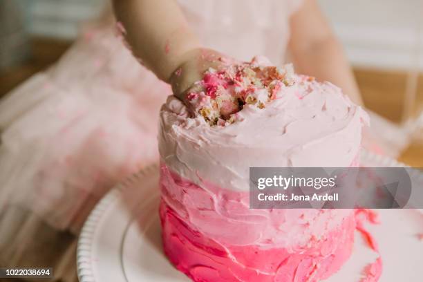 baby party, birthday cake, baby first birthday, baby cake, baby birthday, 1st birthday, kid birthday - demolished cake stock pictures, royalty-free photos & images