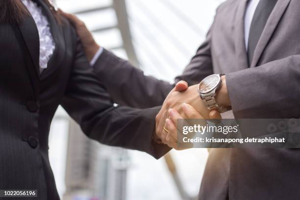 businessmen concept,businessmen shake hands, encourage work - respect stockfoto's en -beelden