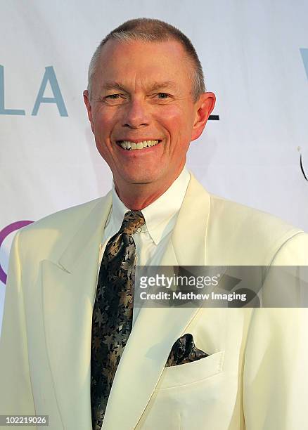 Inductee Richard Carpenter of The Carpenters arrives at the Hollywood Bowl Opening Night Gala held at the Hollywood Bowl on June 19, 2009 in...