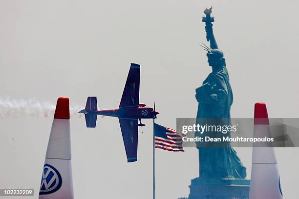 Pete McLeod of Canada in action on the Hudson River during the Red Bull Air Race New York Qualifying Day on June 19, 2010 in New Jersey.