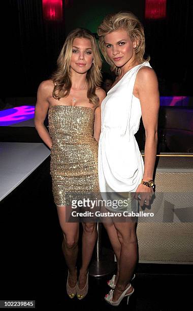 Actress Anna Lynne McCord and Angel McCord attends the Alice + Olivia Fashion Show at Fontainebleau Miami Beach on June 19, 2010 in Miami Beach,...