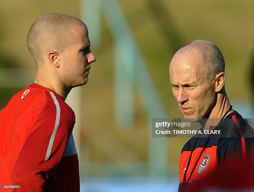 US coach Bob Bradley and his son midfiel