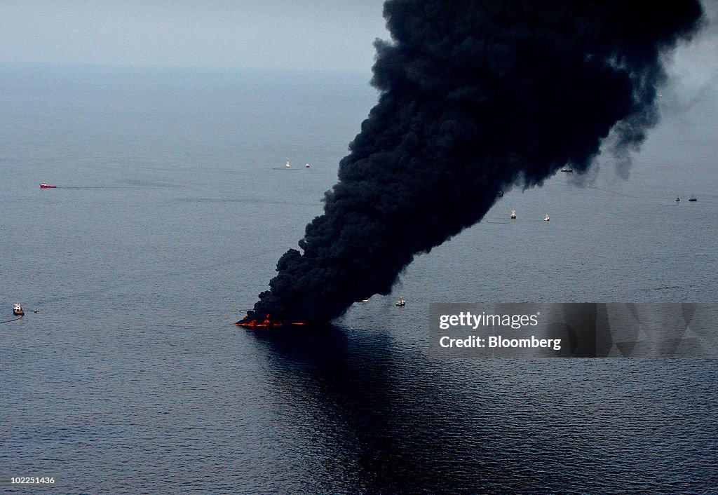 BP Oil Spill Gushing Up To 60,000 Barrels Into Gulf Daily