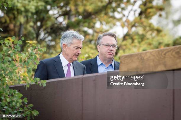 Jerome Powell, chairman of the U.S. Federal Reserve, left, speaks with John Williams, president and chief executive officer of the Federal Reserve...