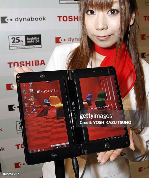 Libretto (Notebook) Photos and Premium High Res Pictures - Getty Images