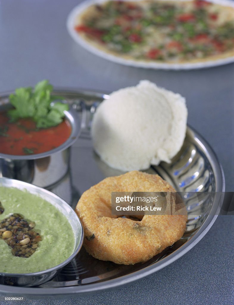 Idli and vada in tray