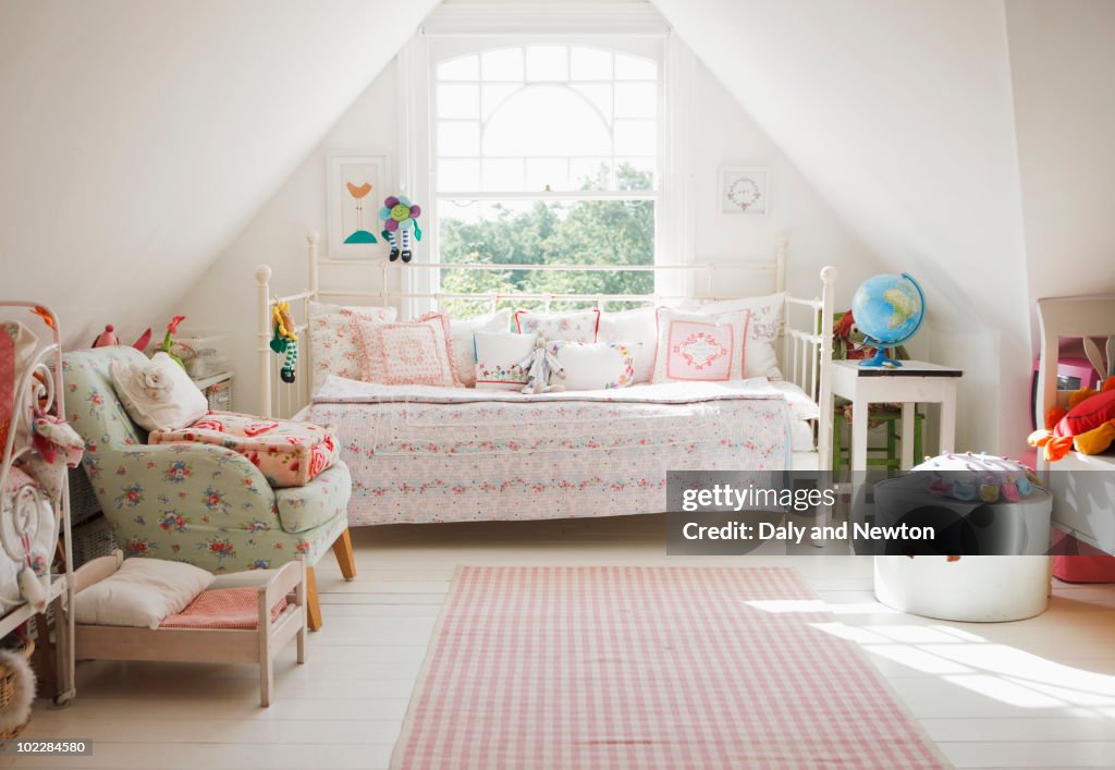 Tranquil childs bedroom