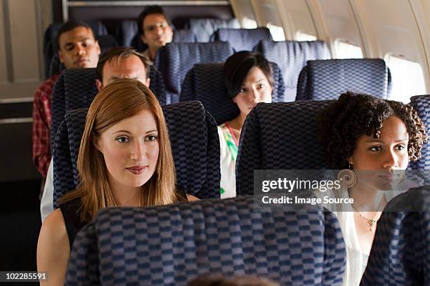 um avião de passageiros - banco de avião imagens e fotografias de stock