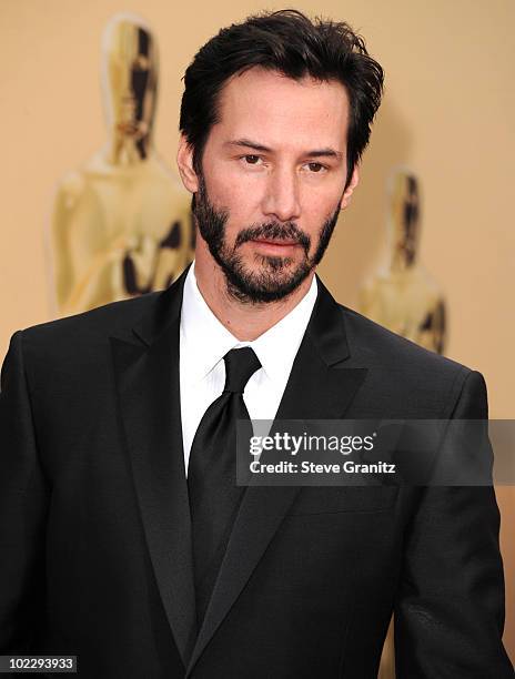 Keanu Reeves arrives at the 82nd Annual Academy Awards held at the Kodak Theatre on March 7, 2010 in Hollywood, California. On March 7, 2010 in...