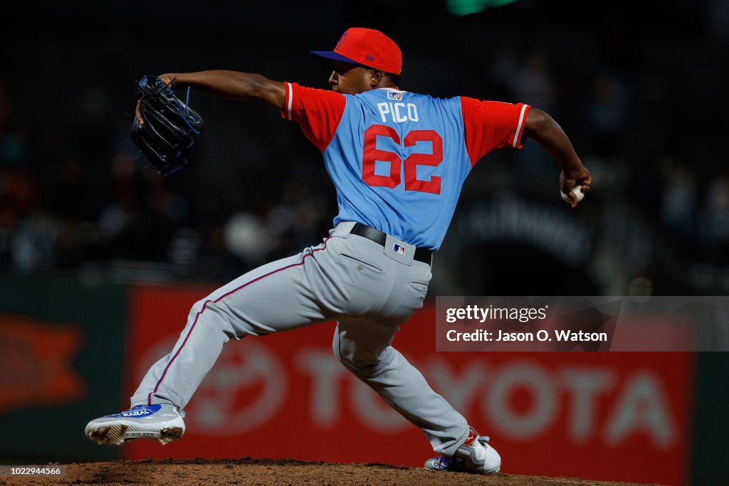 Texas Rangers v San Francisco Giants