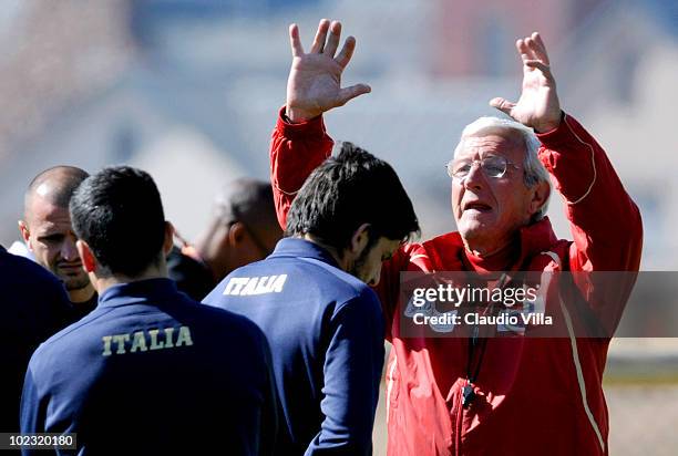 Italy head coach Marcello Lippi instructs his players during an Italy training session at the 2010 FIFA World Cup on June 23, 2010 in Centurion,...