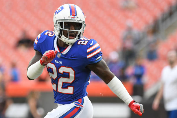 Defensive back Vontae Davis of the Buffalo Bills warms up prior to a preseason game against the Cleveland Browns at FirstEnergy Stadium in Cleveland,...