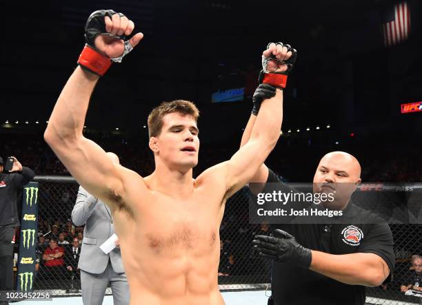 George Sullivan 253 George Sullivan Ufc Photos & High Res Pictures - Getty Images