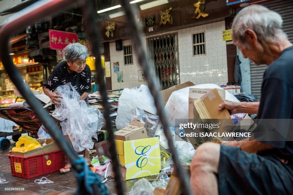 HONG KONG-SOCIAL-ENVIRONMENT-ELDERLY-CARDBOARD-COLLECTOR