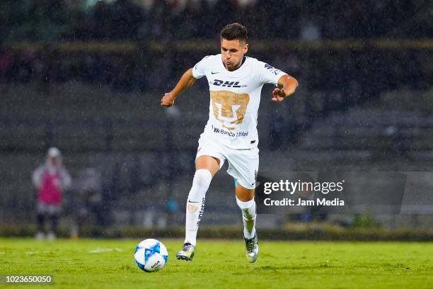 Kevin Escamilla of Pumas controls the ball during the 6th round match between Pumas UNAM and Queretaro as part of the Torneo Apertura 2018 Liga MX at...