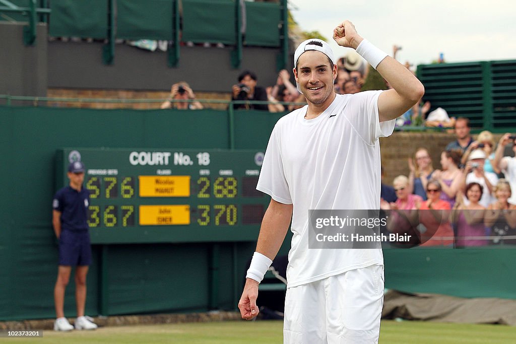 The Championships - Wimbledon 2010: Day Four