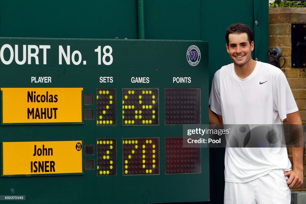 The Championships - Wimbledon 2010: Day Four