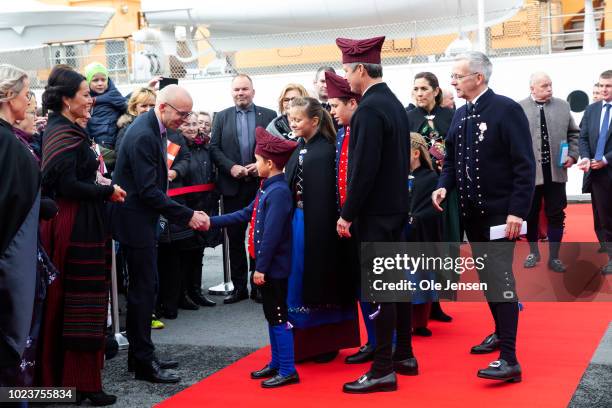 The Crown Prince couples four children during the fourth day of the Royal stay on the Faroe Islands where they visit the small fishing village...