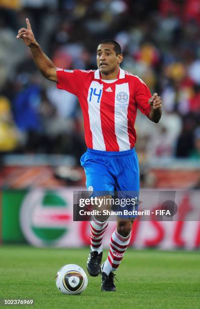 Paulo Da Silva of Paraguay in action during the 2010 FIFA World Cup South Africa Group F match between Paraguay and New Zealand at Peter Mokaba...