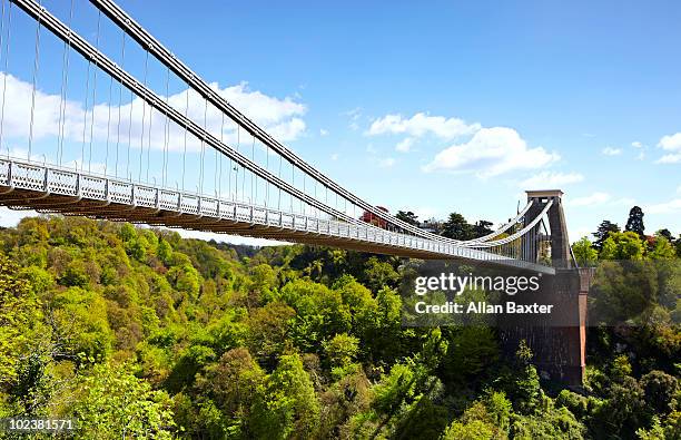 clifton suspension bridge - clifton suspension bridge stock pictures, royalty-free photos & images