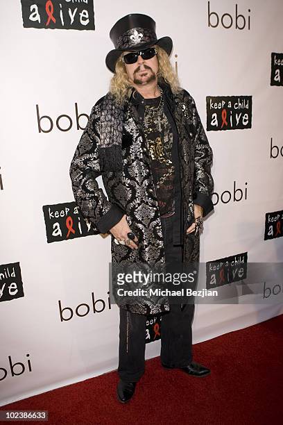 Neil Diamond attends the Bobi Sample Sale for a Cause on June 23, 2010 in Los Angeles, California.