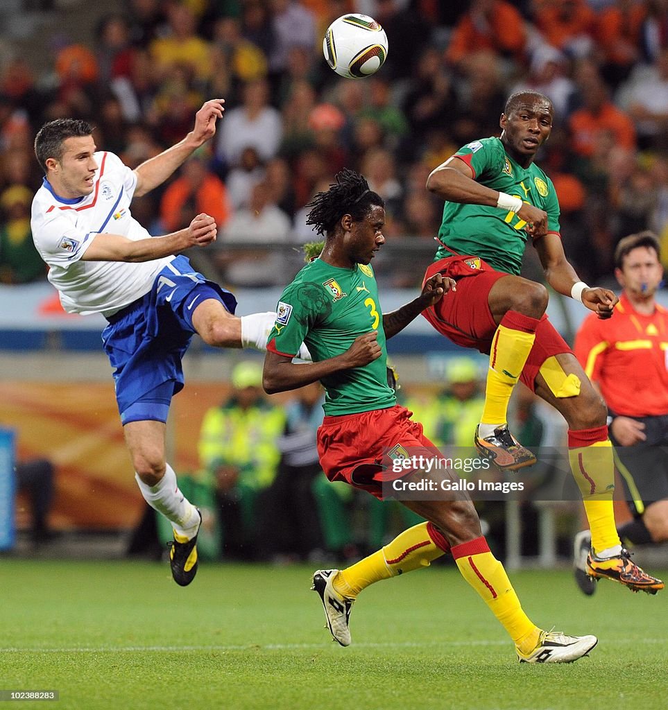 Cameroon v Netherlands: Group E - 2010 FIFA World Cup