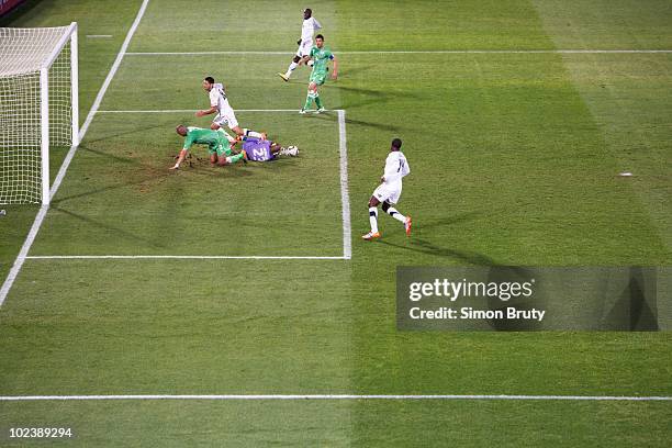 World Cup: Algeria goalie Rais Bolhi in action, deflecting ball vs USA Jozy Altidore during Group C - Match 38 at Loftus Versfeld Stadium. Landon...