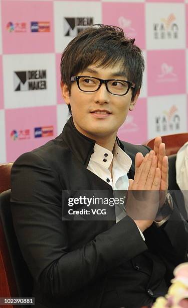 South Korean singer Ahn Chil Hyun attends the press conference of his concert "KANGTA ASIA TOUR 2010 in Beijing" on June 24, 2010 in Beijing, China.