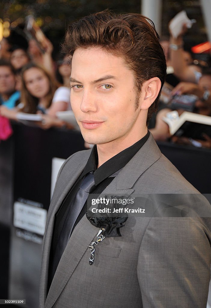 "The Twilight Saga: Eclipse" - Los Angeles Premiere - Red Carpet