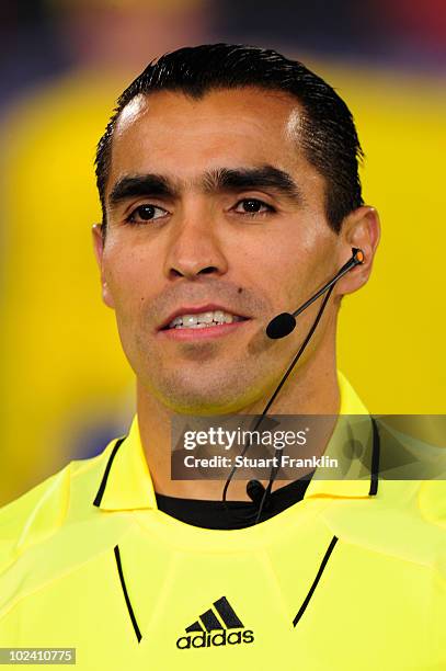 Referee Marco Rodriguez officiates during the 2010 FIFA World Cup South Africa Group H match between Chile and Spain at Loftus Versfeld Stadium on...