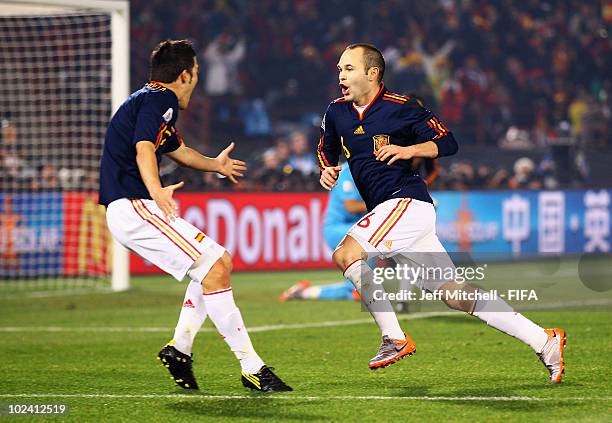 David Iniesta 451 Iniesta Villa Stock Photos, High-Res Pictures, and Images - Getty ...