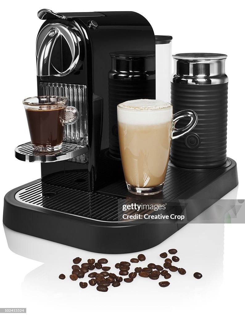 Coffee making machine, with espresso and latte