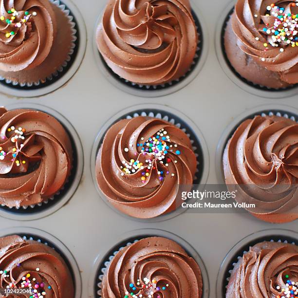 chocolate cupcakes - chocolate swirl from above stock pictures, royalty-free photos & images