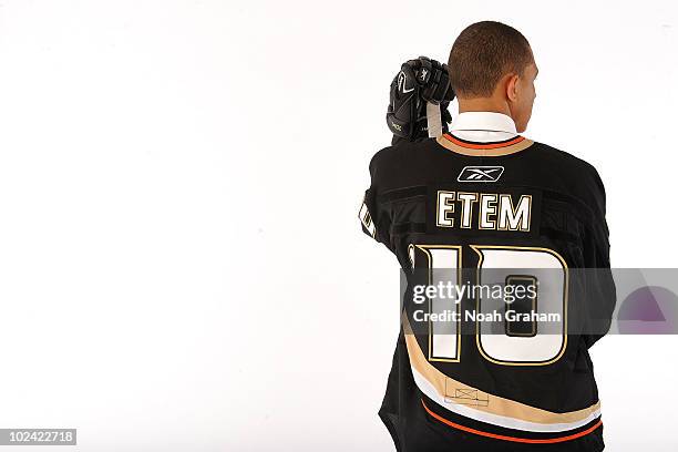 Emerson Etem, drafted 29th overall by the Anaheim Ducks, poses for a portrait during the 2010 NHL Entry Draft at Staples Center on June 25, 2010 in...