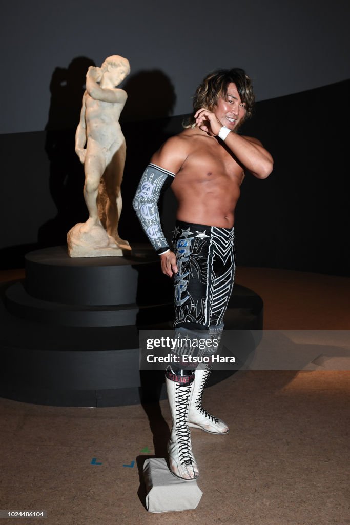 Pro-Wrestler Hiroshi Tanahashi And David-Apollo By Michelangelo