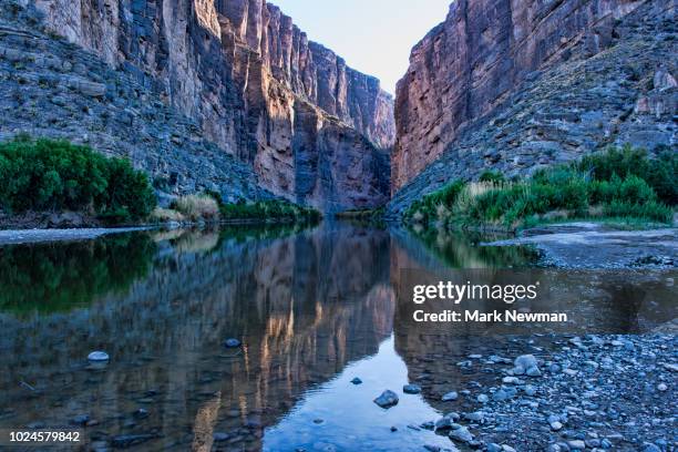 santa elena canyon - big bend national park stock pictures, royalty-free photos & images