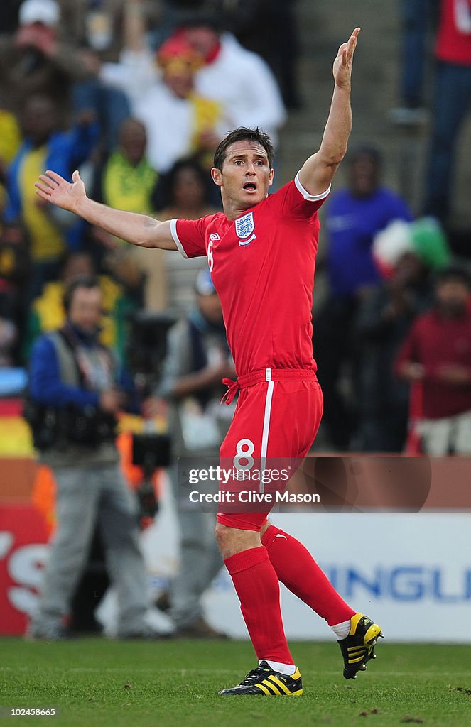 Germany v England: 2010 FIFA World Cup - Round of Sixteen
