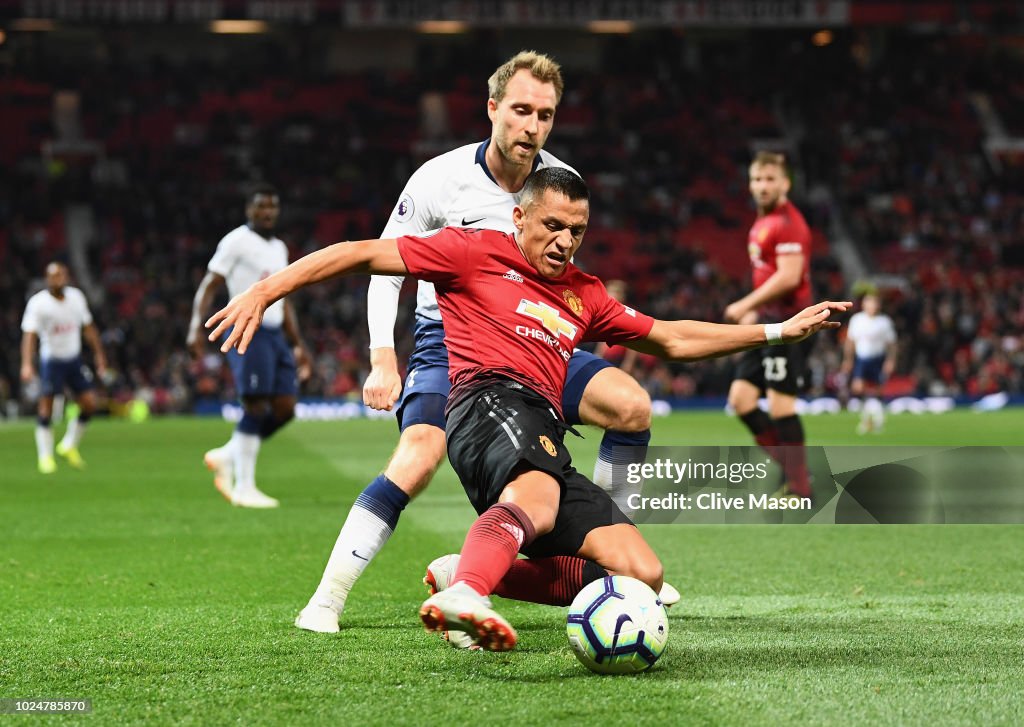Manchester United v Tottenham Hotspur - Premier League