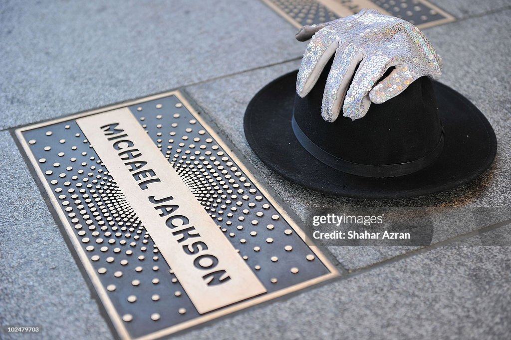 First Anniversary Of Michael Jackson's Death Observed In New York City