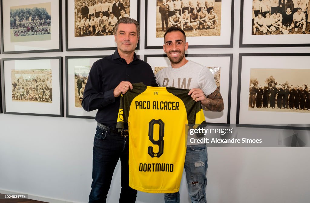 Borussia Dortmund Unveils New Signing Paco Alcacer