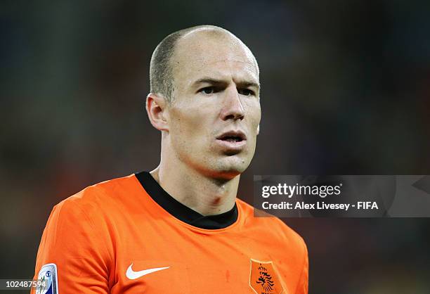 Robben Rau Arjen Robben World Cup 2010 Photos and Premium High Res Pictures ...
