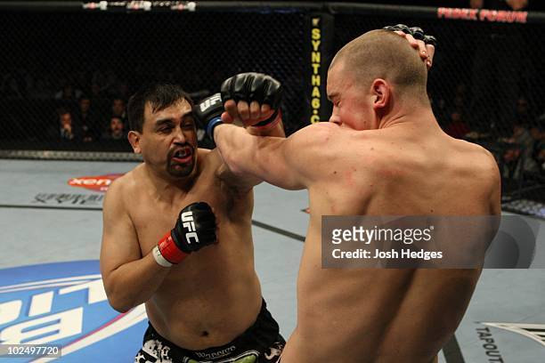 Stefan Struve def. Paul Buentello - Majority decision during UFC 107 at FedExForum on December 12, 2009 in Memphis, Tennessee.