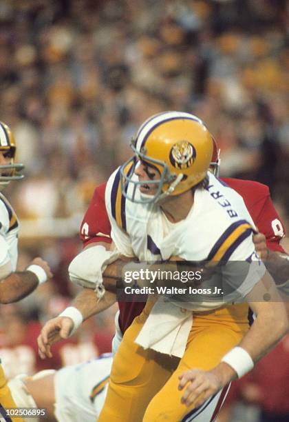 Bert Jones in action vs Alabama. Birmingham, AL CREDIT: Walter Iooss Jr. 079007031