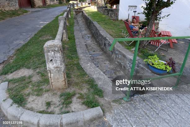 Path Runnel 50 Runnel Stock Photos, High-Res Pictures, and Images - Getty Images