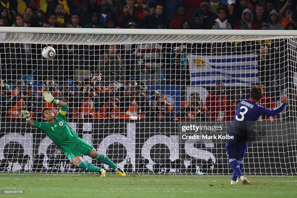 Paraguay v Japan: 2010 FIFA World Cup - Round of Sixteen