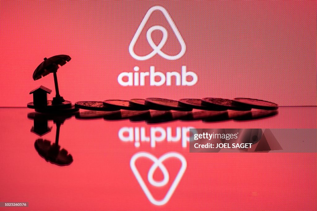 FRANCE-TOURISM-LODGING-AIRBNB
