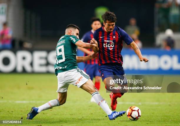 Bruno Henrique of Palmeiras and Nelson Valdez of Cerro Porteno in action during the match for the Copa CONMEBOL Libertadores 2018 at Allianz Parque...